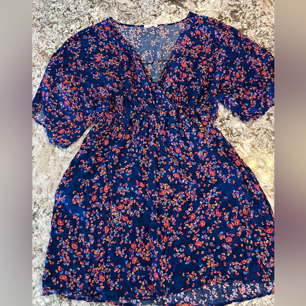 New 22/24 Serene Purple Pink Blue Floral Viscose Plus Size Dress Short Sleeve NW